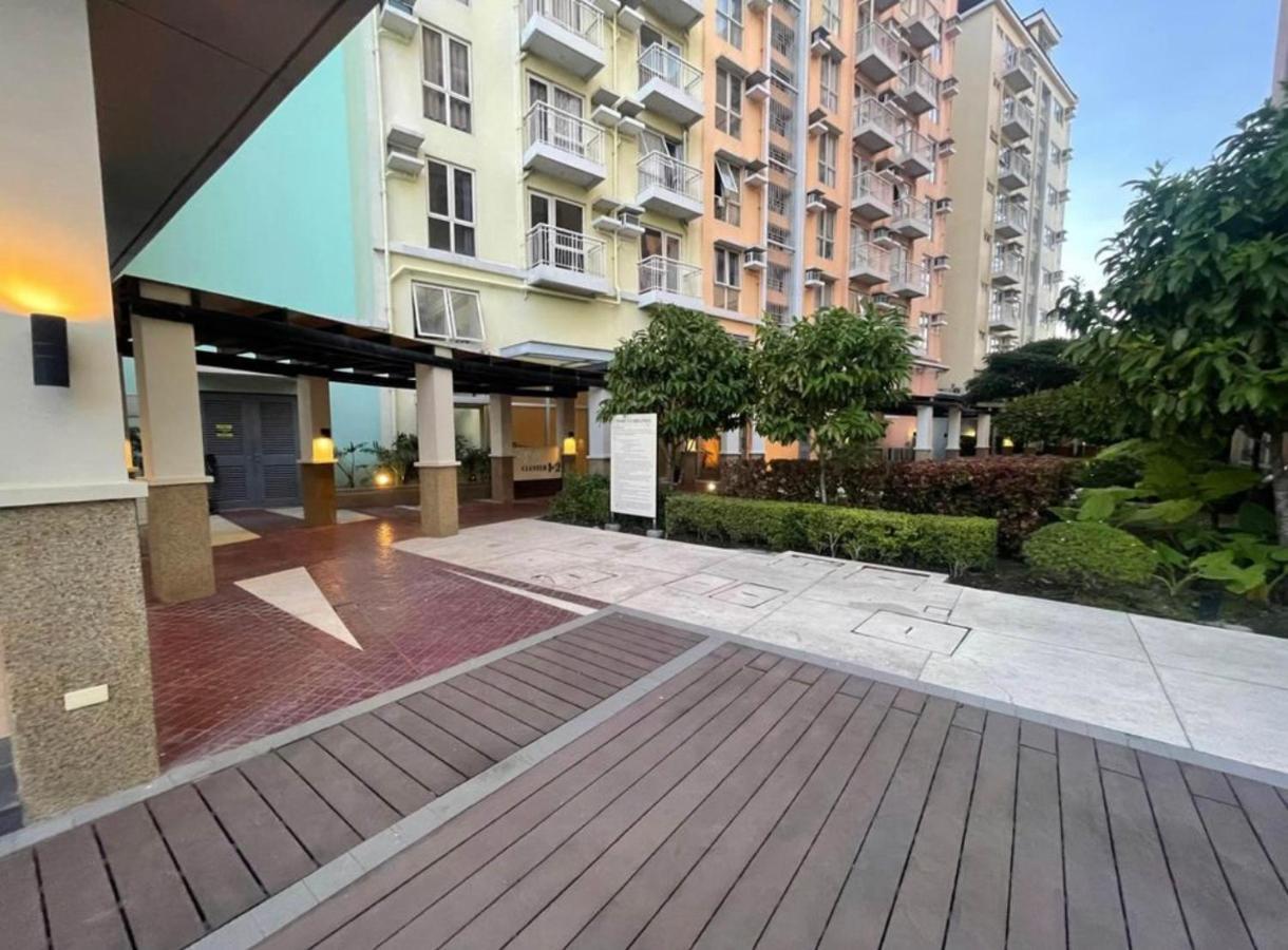 Neat Unit In Holland Park Southwoods Aparthotel Binan Exterior foto
