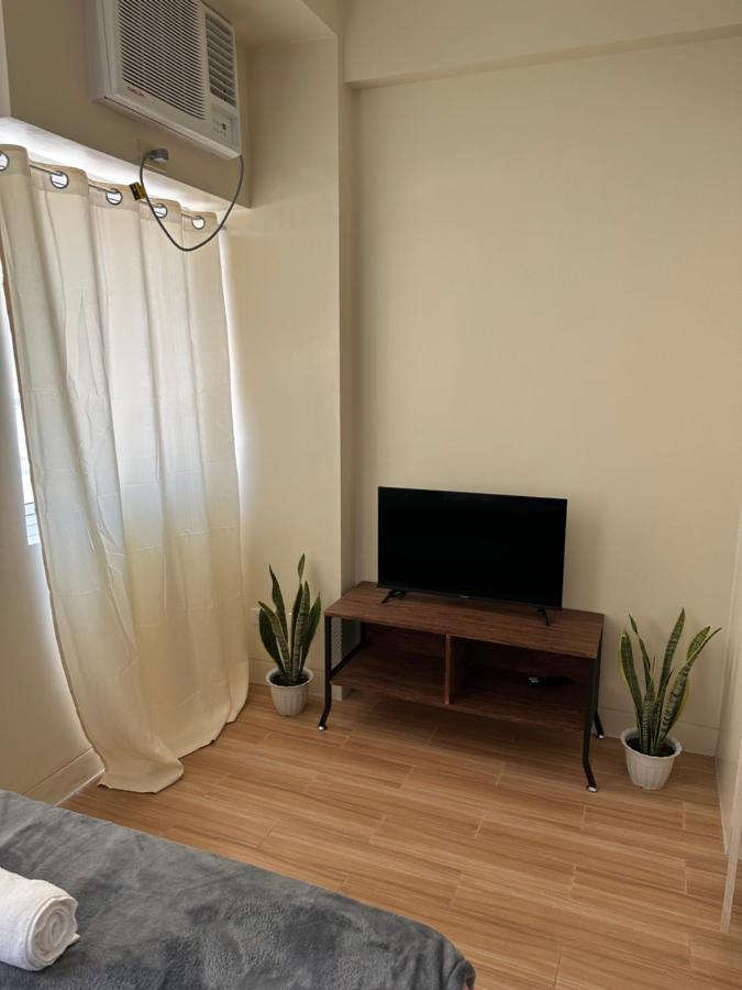 Neat Unit In Holland Park Southwoods Aparthotel Binan Exterior foto