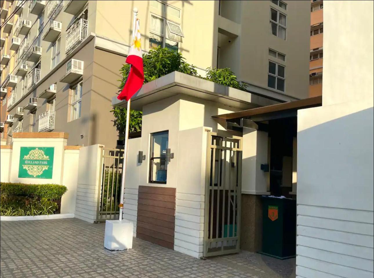 Neat Unit In Holland Park Southwoods Aparthotel Binan Exterior foto
